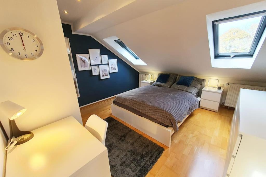 Modernes Und Ruhiges Appartement Mit Loggia Marl Exterior foto