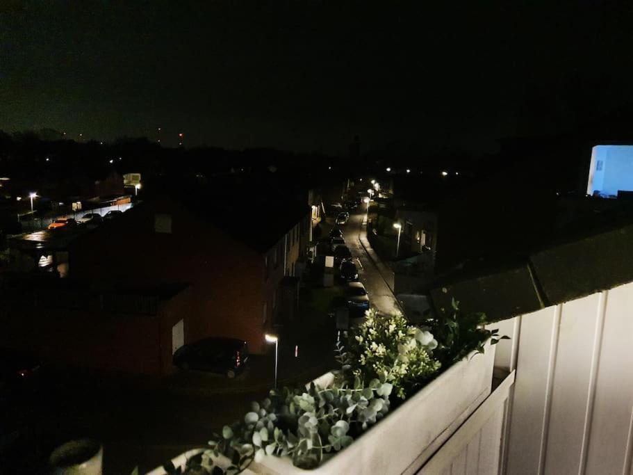Modernes Und Ruhiges Appartement Mit Loggia Marl Exterior foto